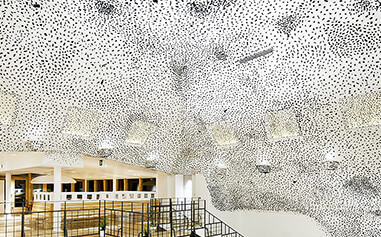 ラコリーナ天井写真